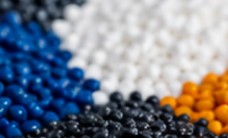 Plastic resin pellets
